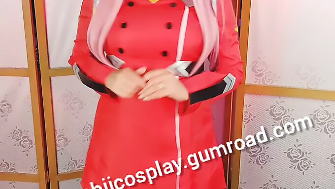 Zerotwo tini cosplayesei forró karácsonyi témájú szexben