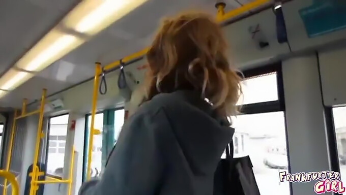 Masturbare publică în tramvai în Frankfurt